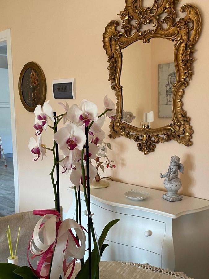 Annali Casa Vacanze - Shabby Style Nella Natura 斯培西亚 外观 照片