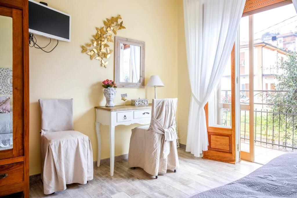 Annali Casa Vacanze - Shabby Style Nella Natura 斯培西亚 外观 照片