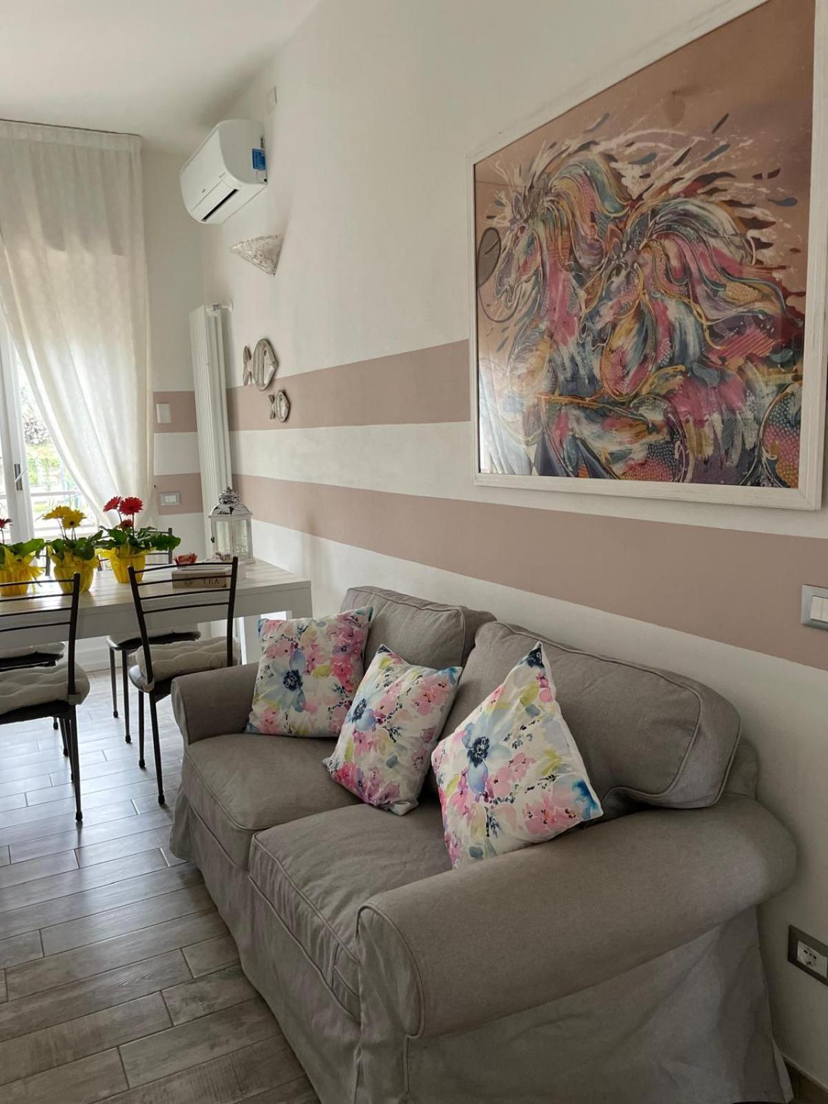 Annali Casa Vacanze - Shabby Style Nella Natura 斯培西亚 外观 照片